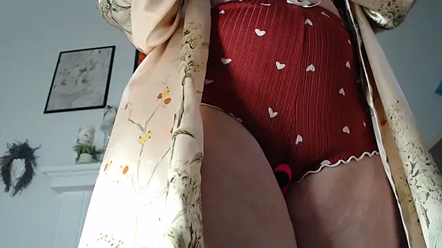 Snapshot of AuroraWillows chatting on February 2026 03:58:02 AM AuroraWillows online show from February 2026 03:58:02 AM