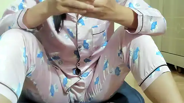 Snapshot of Beauty_Asian_Tina chatting on February 2025 03:17:02 AM Beauty Asian Tina online show from February 2025 03:17:02 AM