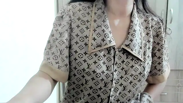 Snapshot of Beauty_Asian_Tina chatting on March 2025 10:10:01 PM Beauty Asian Tina online show from March 2025 10:10:01 PM