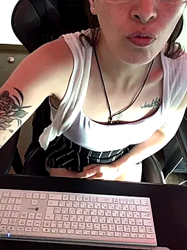 YumieCp online show from October 2025 02:42:01 AM