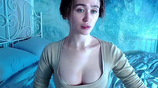 millllina online show from December 2025 12:47:02 PM