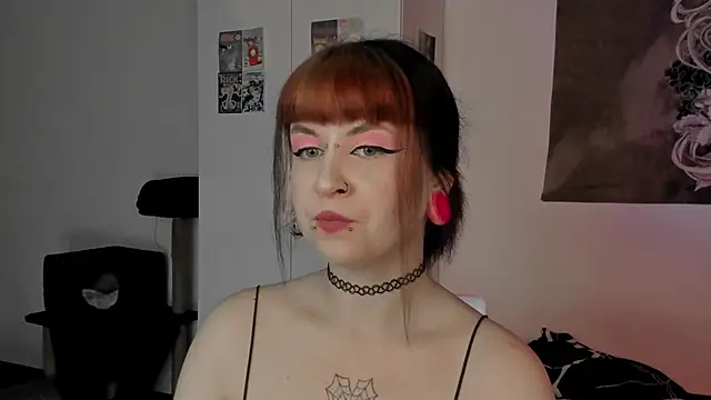 t0riayun0 online show from December 2024 11:13:02 PM