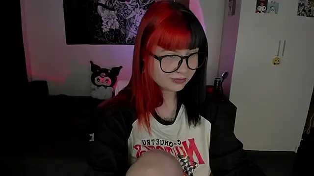 t0riayun0 online show from March 2025 10:29:02 PM