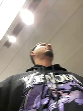 Bbyboyivan online show from December 2024 08:03:02 PM