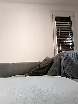 Viola sweet honey online show from April 2026 07:39:01 AM