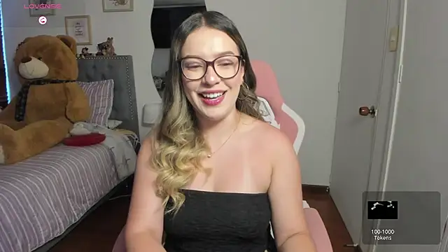 Snapshot of samysweet_8 chatting on July 2026 12:11:01 PM samysweet 8 online show from July 2026 12:11:01 PM