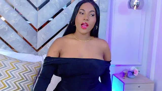 Sara Boom online show from November 2025 01:10:01 PM