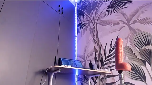 sugar-mirie online show from September 2025 12:27:02 PM