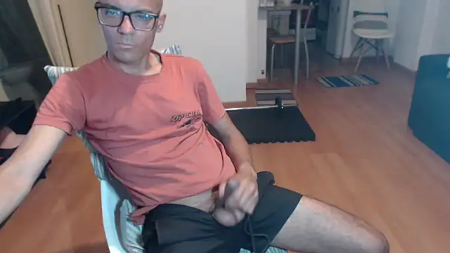 guachin hunk online show from December 2025 01:10:02 AM