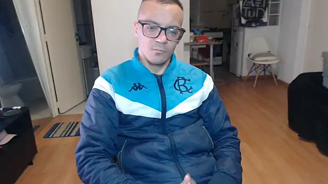 Snapshot of guachin_hunk chatting on July 2026 10:30:02 PM guachin hunk online show from July 2026 10:30:02 PM