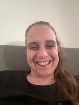 Snapshot of LadyChantale chatting on April 2026 01:24:02 PM LadyChantale online show from April 2026 01:24:02 PM