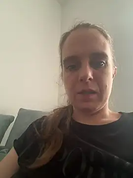 Snapshot of LadyChantale chatting on May 2026 08:11:01 AM LadyChantale online show from May 2026 08:11:01 AM