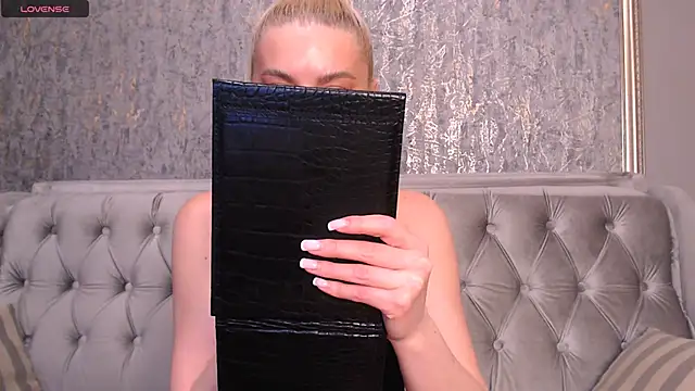 BlondieStar online show from February 2026 10:32:02 PM