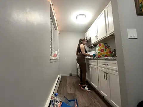 Snowbunnycake 131 online show from November 2025 02:43:02 AM