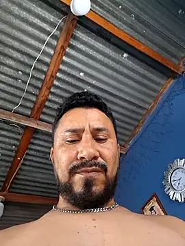 Eumanzor online show from April 2026 08:17:01 PM