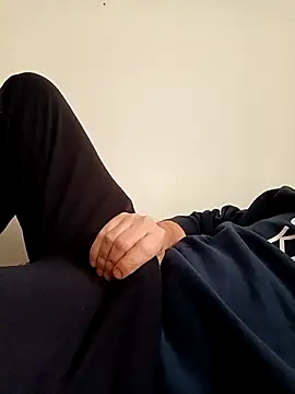 ScalicHat69 online show from April 2026 10:09:02 AM