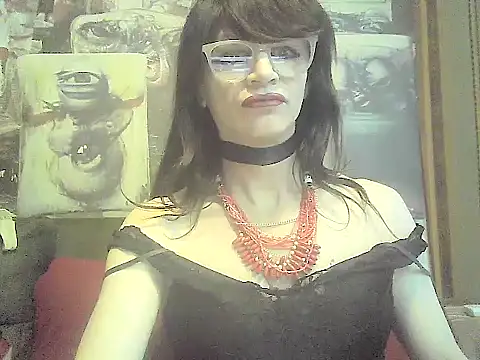 Snapshot of TheBlackWtch chatting on June 2026 07:02:01 AM TheBlackWtch online show from June 2026 07:02:01 AM