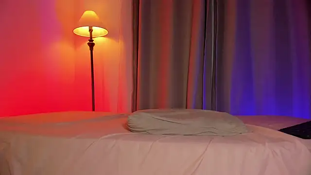 hot booty  online show from October 2025 10:45:02 PM