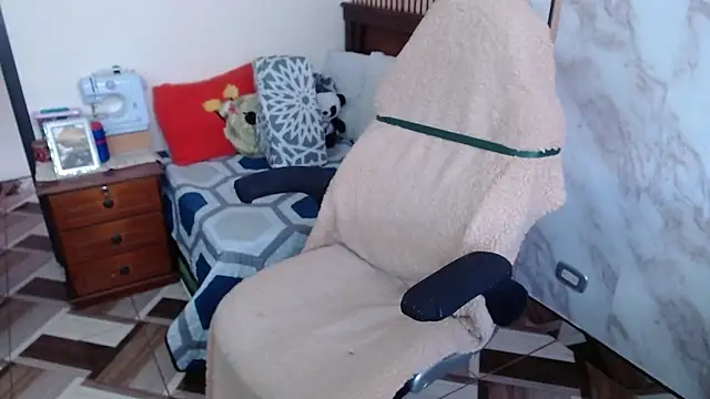 Sonialorens  online show from February 2026 03:11:01 PM