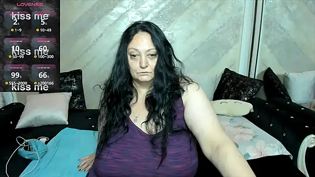 Snapshot of lady_lauren chatting on October 2025 04:02:02 AM lady lauren online show from October 2025 04:02:02 AM