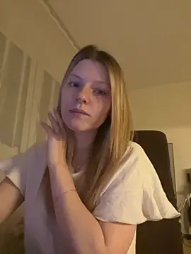 MaryHiggins online show from November 2025 04:09:02 PM