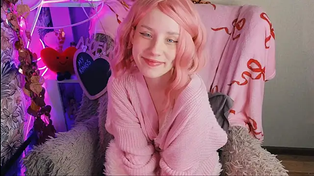 Snapshot of sarakaell chatting on February 2026 01:34:01 AM sarakaell online show from February 2026 01:34:01 AM