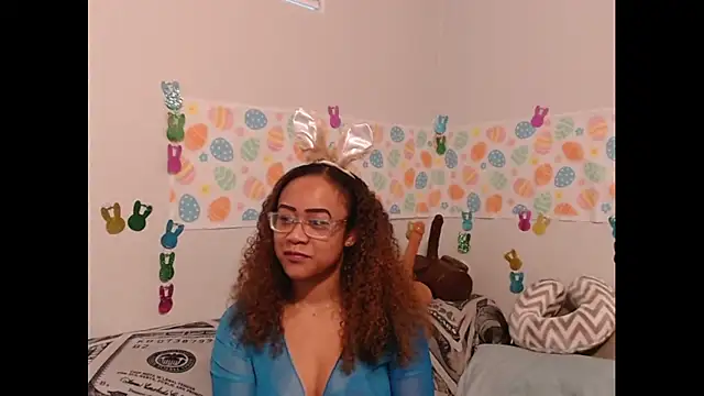 RylHoneyy online show from April 2026 01:03:01 AM