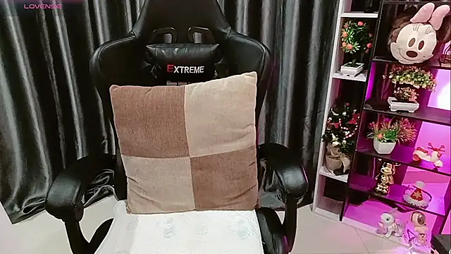 Yuki-yio online show from February 2026 01:25:02 AM