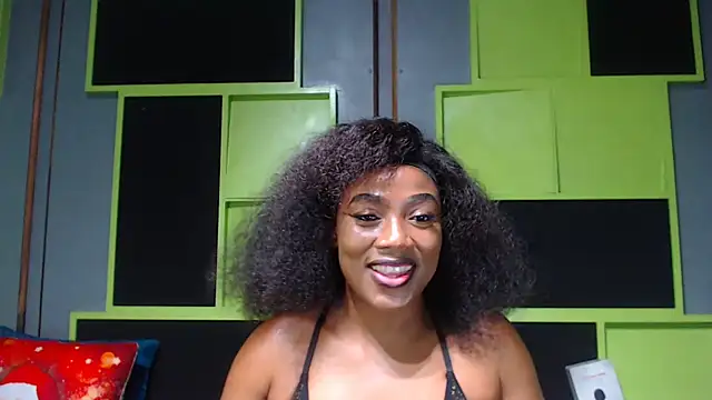 Snapshot of SexyAssDivaxxx chatting on February 2025 07:33:02 AM SexyAssDivaxxx online show from February 2025 07:33:02 AM