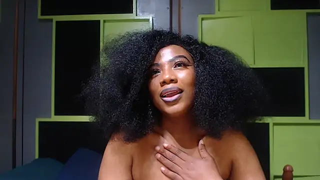 Snapshot of SexyAssDivaxxx chatting on October 2025 06:11:02 AM SexyAssDivaxxx online show from October 2025 06:11:02 AM