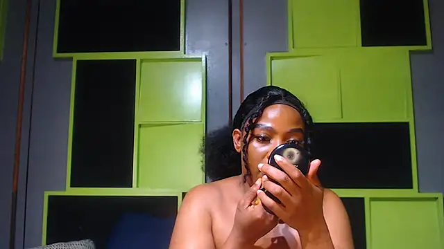 Snapshot of SexyAssDivaxxx chatting on October 2025 04:34:02 AM SexyAssDivaxxx online show from October 2025 04:34:02 AM