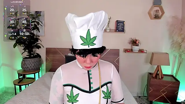 Snapshot of Amy_art chatting on June 2026 09:02:01 PM Amy art online show from June 2026 09:02:01 PM