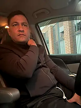 Snapshot of Yedriserna chatting on November 2025 10:32:02 PM Yedriserna online show from November 2025 10:32:02 PM