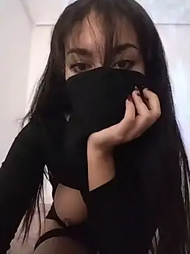 sarahvergen online show from April 2026 08:50:01 PM