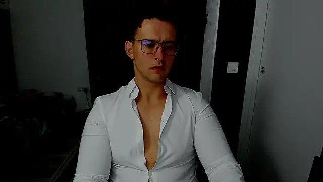sexxymuscles4u online show from October 2025 07:27:01 AM