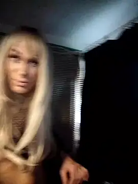 lilianashemale online show from October 2025 01:32:01 PM