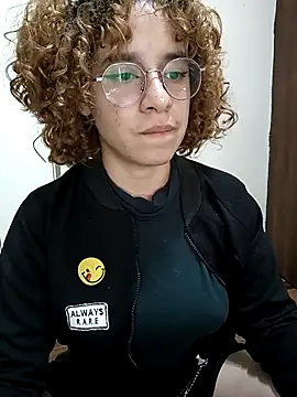 EmmaMelissa0521 online show from February 2025 07:14:01 PM