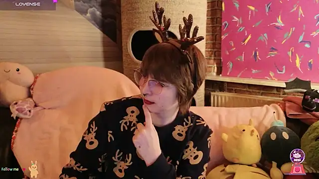 GamerGirl Eve online show from November 2025 06:17:01 PM