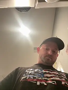 smokeymt420 online show from April 2026 01:47:02 AM