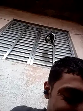 Snapshot of Junior013R chatting on September 2025 04:17:01 PM Junior013R online show from September 2025 04:17:01 PM