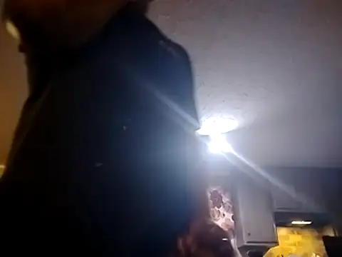 Makeyoucumallover online show from November 2025 06:35:01 AM