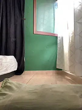 Snapshot of Estefani_32 chatting on May 2026 05:09:01 PM Estefani 32 online show from May 2026 05:09:01 PM