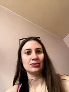 Flossy Vettie online show from November 2025 12:48:02 PM