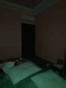 Flossy Vettie online show from April 2026 03:26:02 AM