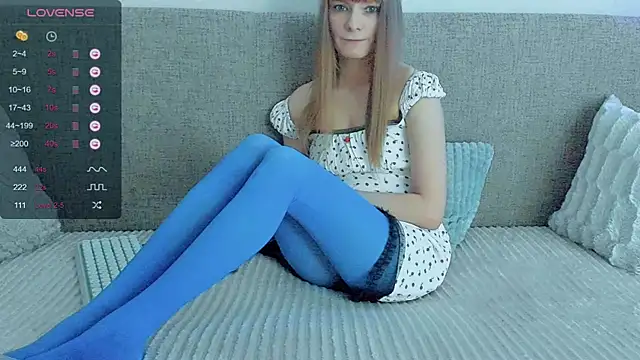 Snapshot of YourCaramel chatting on May 2026 05:14:02 AM YourCaramel online show from May 2026 05:14:02 AM