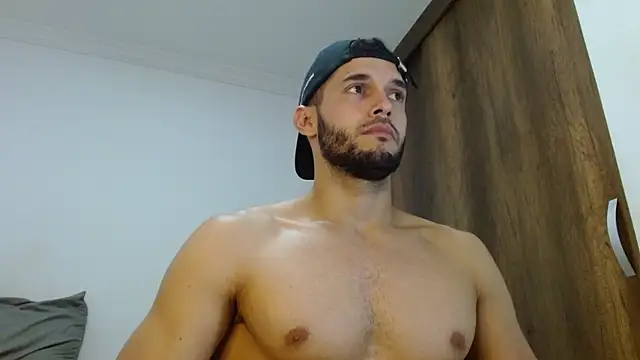 Noah jhonsonn online show from April 2026 04:22:01 PM