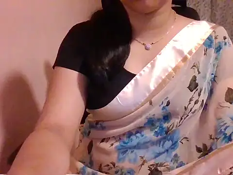Snapshot of Pinky_4 chatting on February 2025 05:40:01 PM Pinky 4 online show from February 2025 05:40:01 PM