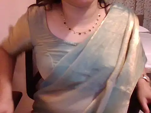 Pinky 4 online show from November 2025 10:48:01 PM