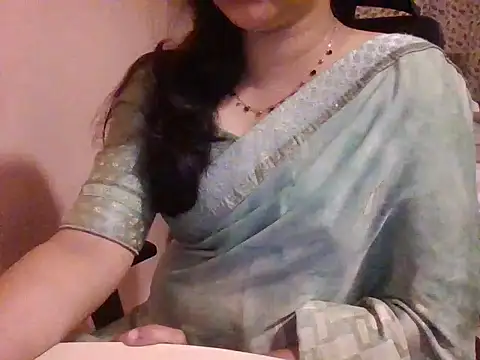 Snapshot of Pinky_4 chatting on April 2026 02:37:01 PM Pinky 4 online show from April 2026 02:37:01 PM
