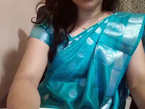 Snapshot of Pinky_4 chatting on May 2026 02:21:02 PM Pinky 4 online show from May 2026 02:21:02 PM